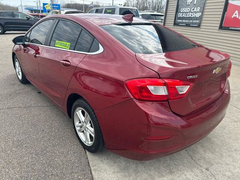 Used 2017 Chevrolet Cruze LT w/ LT True North Edition image 7