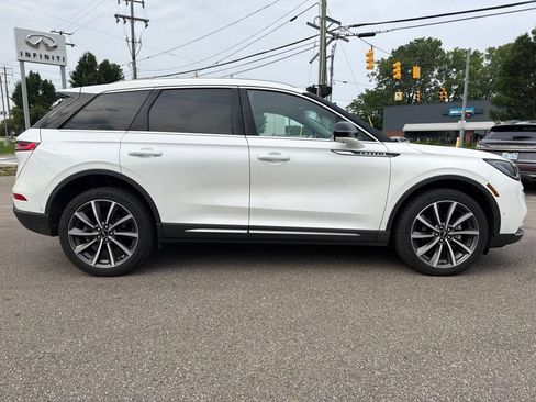 Used 2020 Lincoln Corsair Reserve w/ Equipment Group 201A AWD/4WD image 5