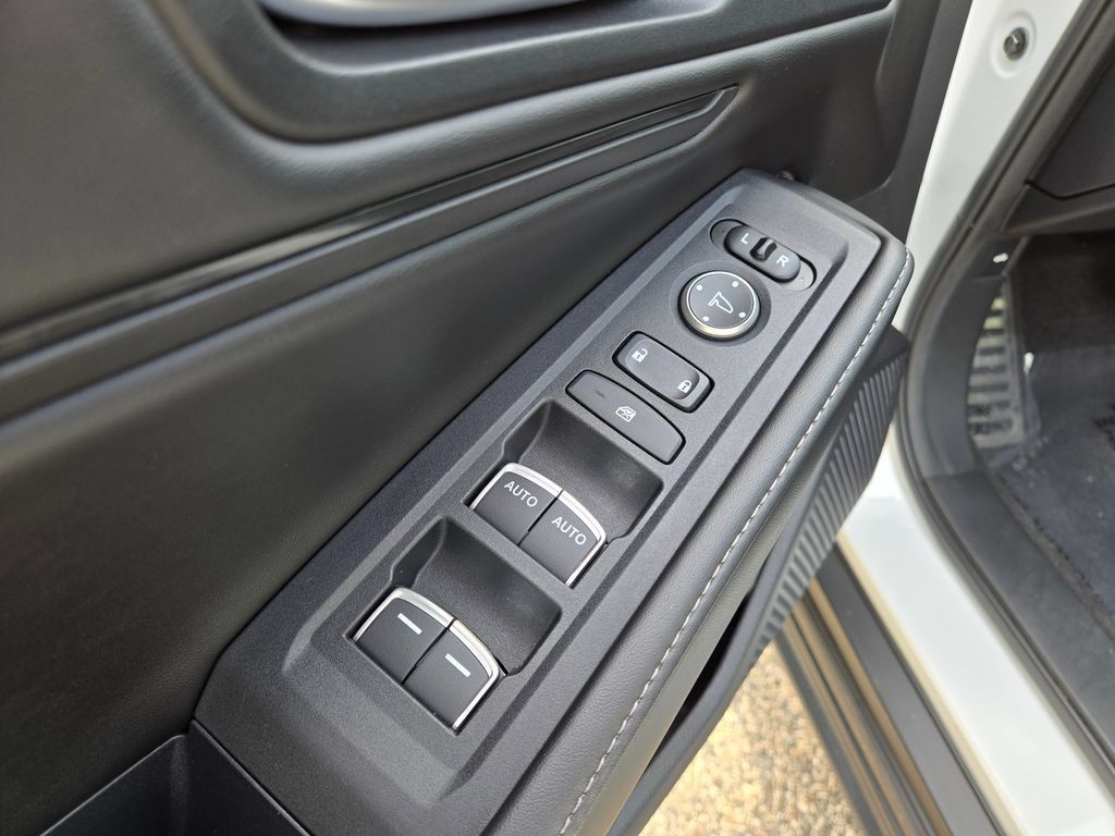 Used 2023 Honda Accord Sport image 15