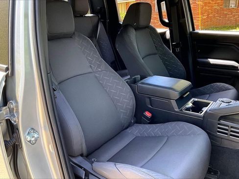 Used 2026 Toyota Tacoma SR5 image 29