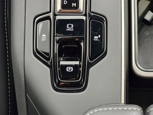 Used 2026 Lexus TX 500h AWD image 30