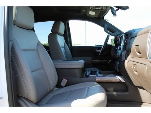 Used 2019 Chevrolet Silverado 1500 RST AWD/4WD image 19