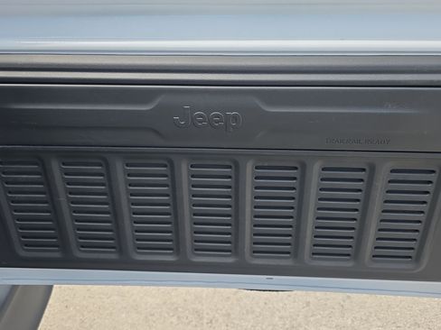 Used 2021 Jeep Wrangler Unlimited Sport AWD/4WD image 11