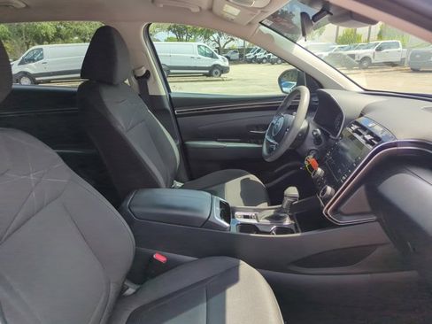 Used 2022 Hyundai Tucson SE FWD image 25