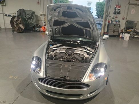 Used 2009 Aston Martin DB9 Volante image 24