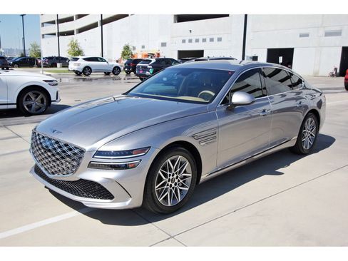Used 2025 Genesis G80 2.5T image 3