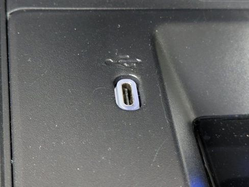 Used 2026 Toyota Corolla Cross L image 21