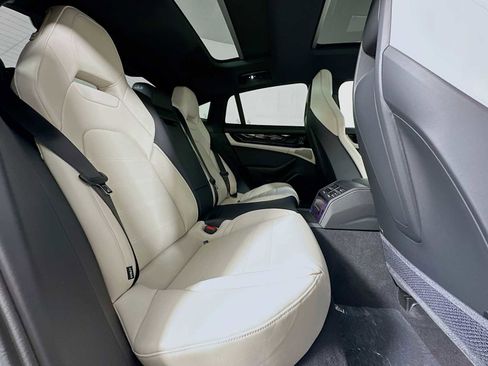 New 2026 Porsche Panamera 4 image 27