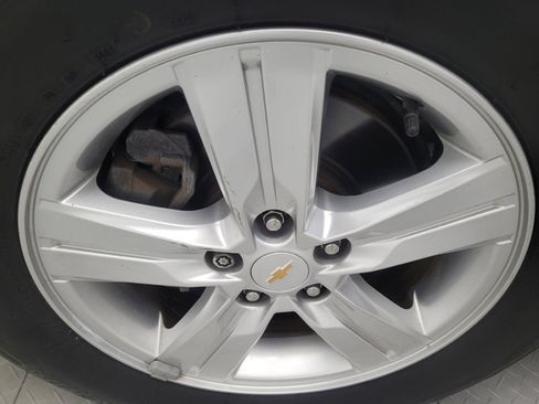 Used 2019 Chevrolet Trax LT w/ LT Convenience Package image 31