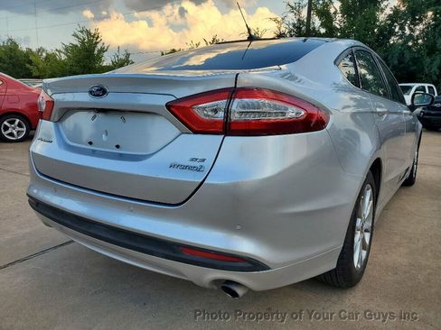 Used 2017 Ford Fusion SE image 15