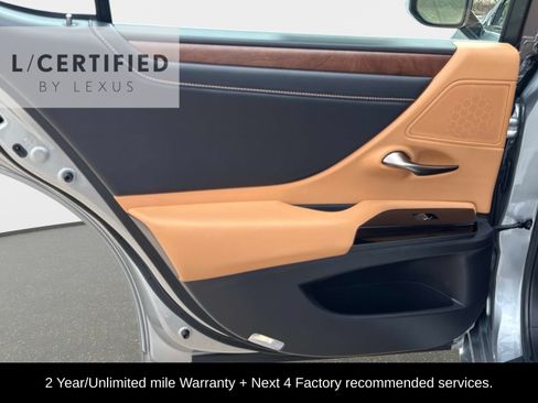Used 2023 Lexus ES 350 w/ Premium Package FWD image 12