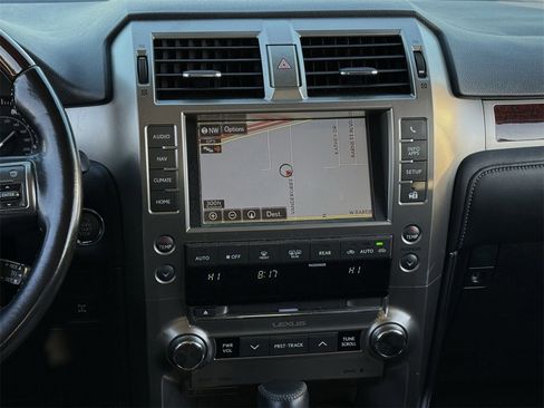 Used 2018 Lexus GX 460 Premium w/ Premium Package image 15