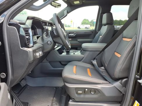 New 2026 GMC Sierra 1500 AT4 w/ AT4 Premium Package AWD/4WD image 12
