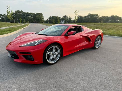 Used 2025 Chevrolet Corvette Stingray Convertible w/ 1LT RWD image 21