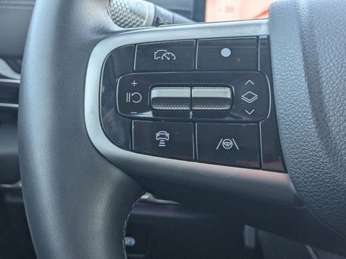 Used 2025 Genesis GV80 2.5T Standard image 20