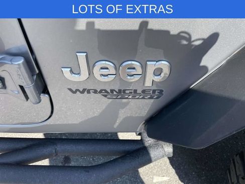 Used 2018 Jeep Wrangler Sport AWD/4WD image 10