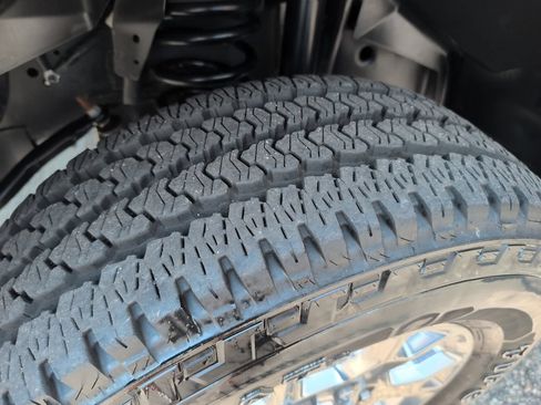 Used 2024 RAM 2500 Laramie w/ Safety Group AWD/4WD image 21