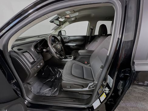Used 2021 Chevrolet Colorado LT w/ Safety Package image 15