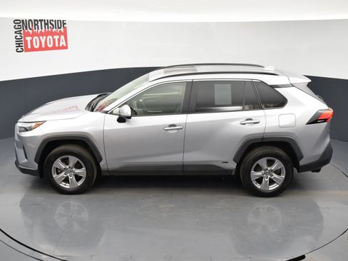 Used 2022 Toyota RAV4 XLE w/ Convenience Package image 20