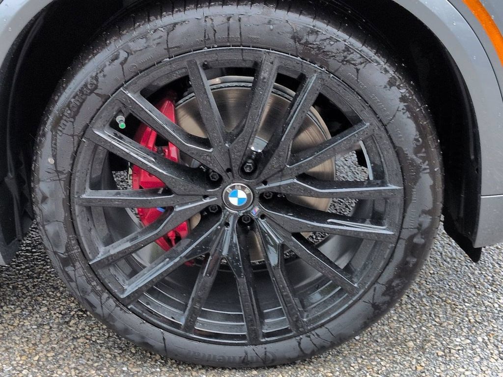 New 2026 BMW X5 xDrive40i w/ Executive Package AWD/4WD image 11