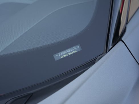 Used 2025 Ferrari SF90 Spider AWD/4WD image 31