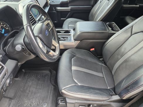 Used 2019 Ford F150 Platinum w/ Equipment Group 701A Luxury image 9