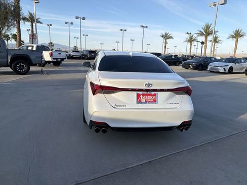 Used 2020 Toyota Avalon Limited w/ Advanced Safety Package FWD image 6