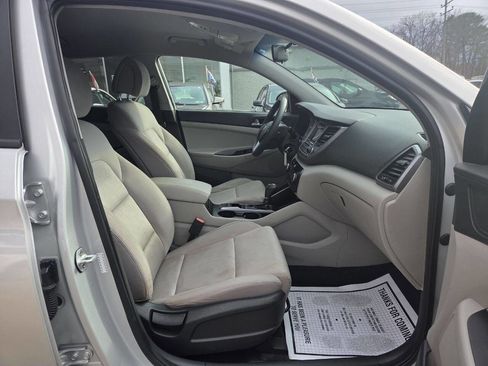 Used 2016 Hyundai Tucson SE w/ Option Group 02 image 16