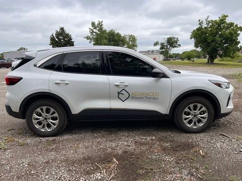 Used 2024 Ford Escape Active AWD/4WD image 5