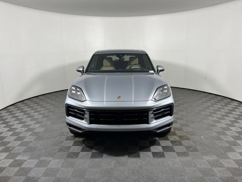 Certified 2026 Porsche Cayenne E-Hybrid AWD/4WD image 10