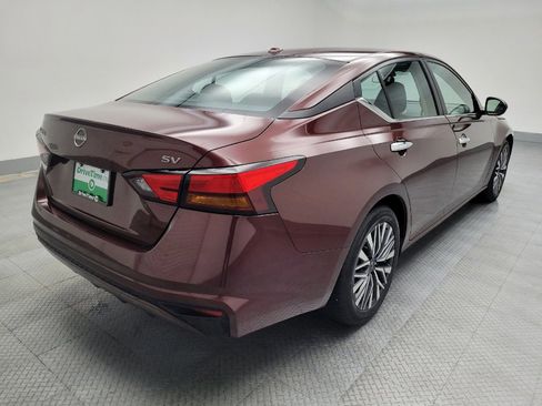 Used 2023 Nissan Altima 2.5 SV image 9