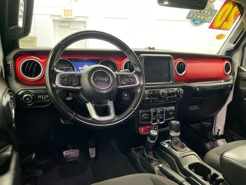 Used 2020 Jeep Wrangler Unlimited Rubicon AWD/4WD image 13