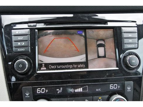 Used 2020 Nissan Rogue Sport SL w/ Premium Package FWD image 16