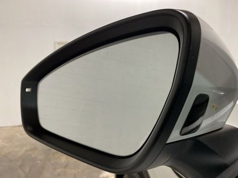 Used 2023 Volkswagen ID.4 Pro S image 83