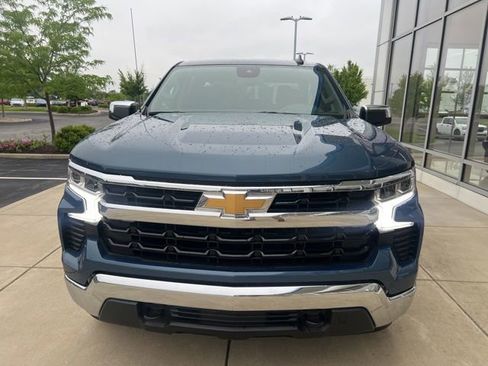 Used 2024 Chevrolet Silverado 1500 LT AWD/4WD image 11