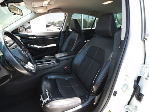 Used 2020 Nissan Altima 2.5 SR FWD image 22