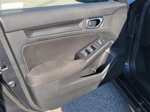 Used 2025 Honda Civic Sport image 13