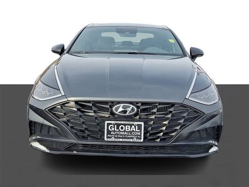 Used 2023 Hyundai Sonata SEL Plus image 2