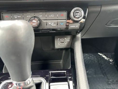 Used 2025 Jeep Compass Trailhawk AWD/4WD image 28
