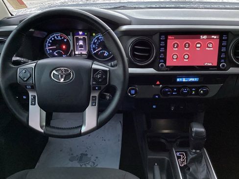Used 2023 Toyota Tacoma SR5 RWD image 17