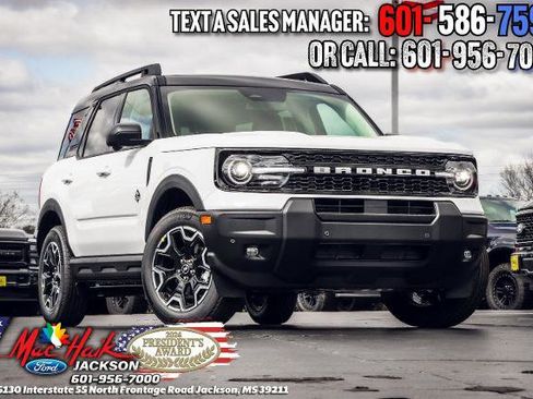 New 2026 Ford Bronco Sport Outer Banks w/ Outer Banks Tech Package+ AWD/4WD image 1