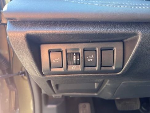 Used 2025 Subaru Outback Touring XT w/ Tech Package 3 AWD/4WD image 8