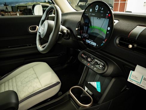 New 2026 MINI Cooper S image 40