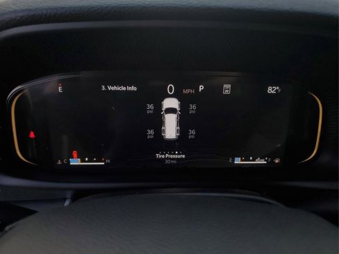 New 2025 Jeep Wagoneer L Series III w/ 8-pass Seating Package image 31