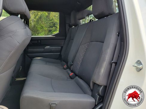 Used 2024 Toyota Tacoma SR AWD/4WD image 16