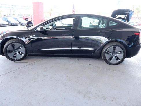 Used 2023 Tesla Model 3 Standard Range RWD image 10