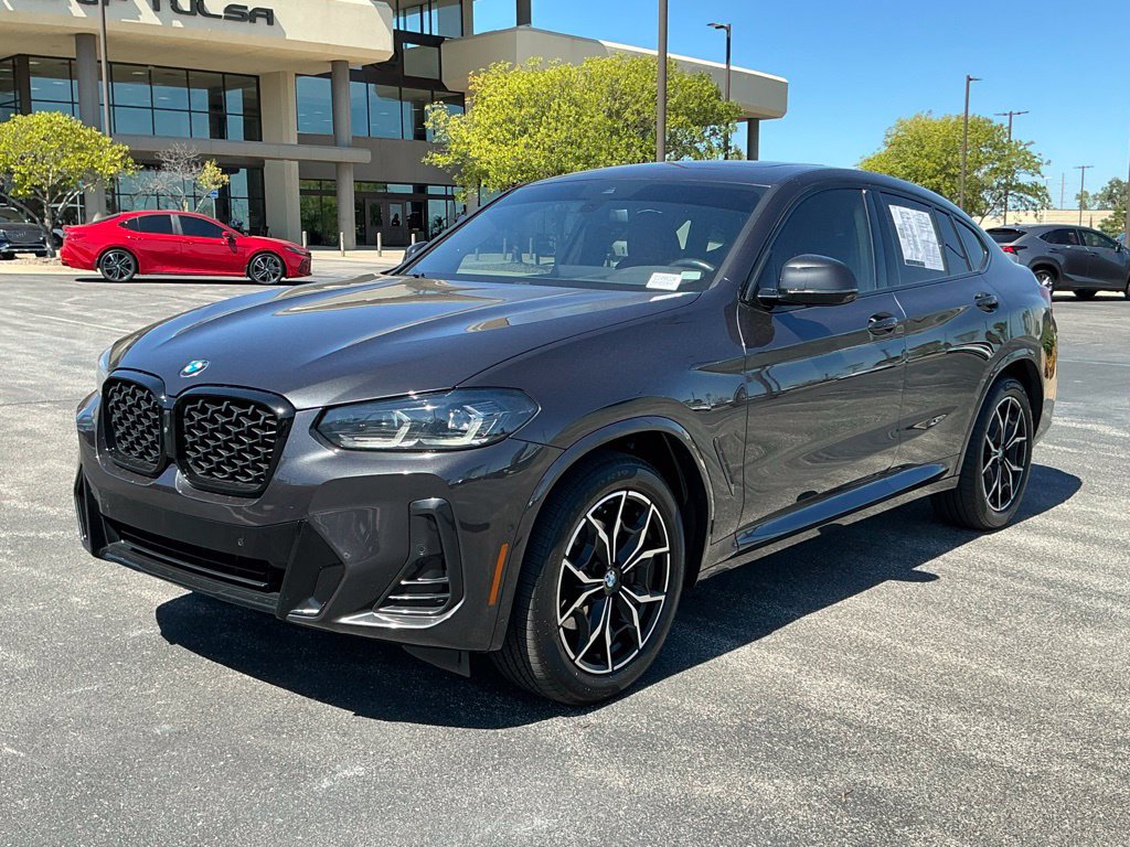 Used 2024 BMW X4 xDrive30i w/ Premium Package AWD/4WD image 7