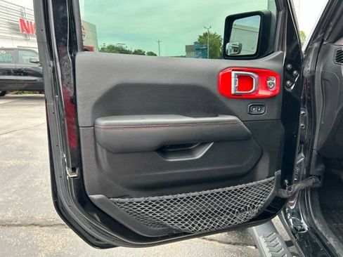 Used 2022 Jeep Gladiator Rubicon w/ Cold Weather Group AWD/4WD image 26