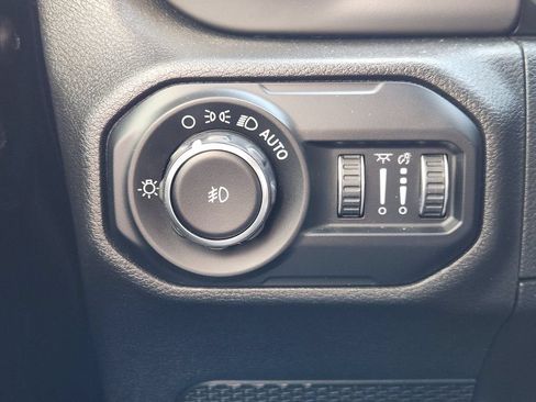 Used 2020 Jeep Wrangler Unlimited Sport AWD/4WD image 22