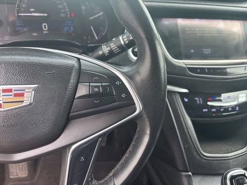 Used 2017 Cadillac XT5 Luxury AWD/4WD image 19